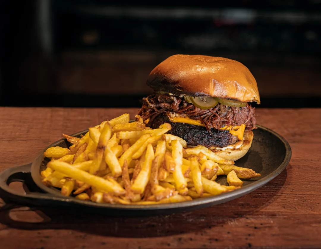 Imagem de destaque - Sanduíches na parrilla ganham destaque no cardápio do Cantuca em Curitiba