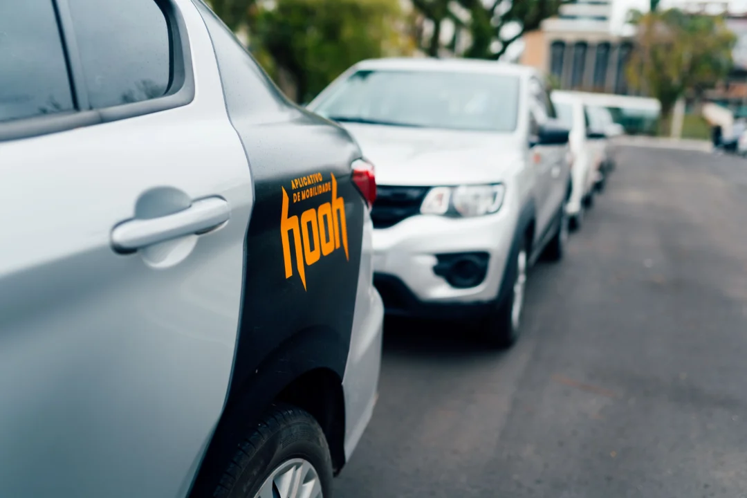 Imagem de destaque - Trabalho por aplicativos cresce e impulsiona novas plataformas de mobilidade no Brasil