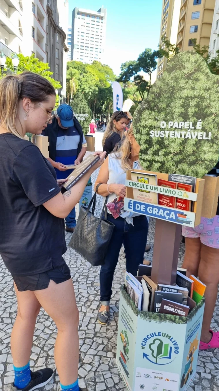 Imagem de destaque - Concurso de Redação desafia estudantes do Paraná a refletir sobre papel e florestas plantadas