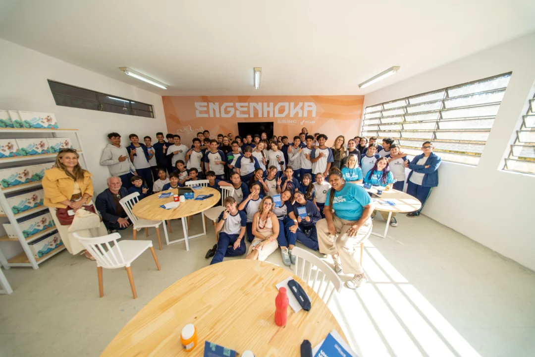 Imagem de destaque - 60 estudantes de escola pública de Curitiba começam formação gratuita em arte e robótica