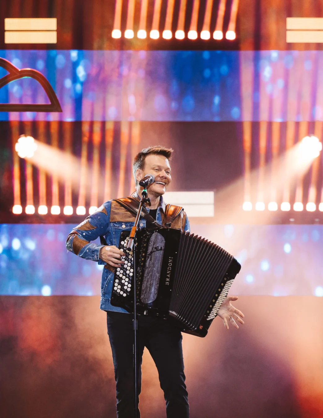 Imagem de destaque - Festival Tempo Bom em Curitiba reúne Michel Teló e grandes nomes do sertanejo em show histórico