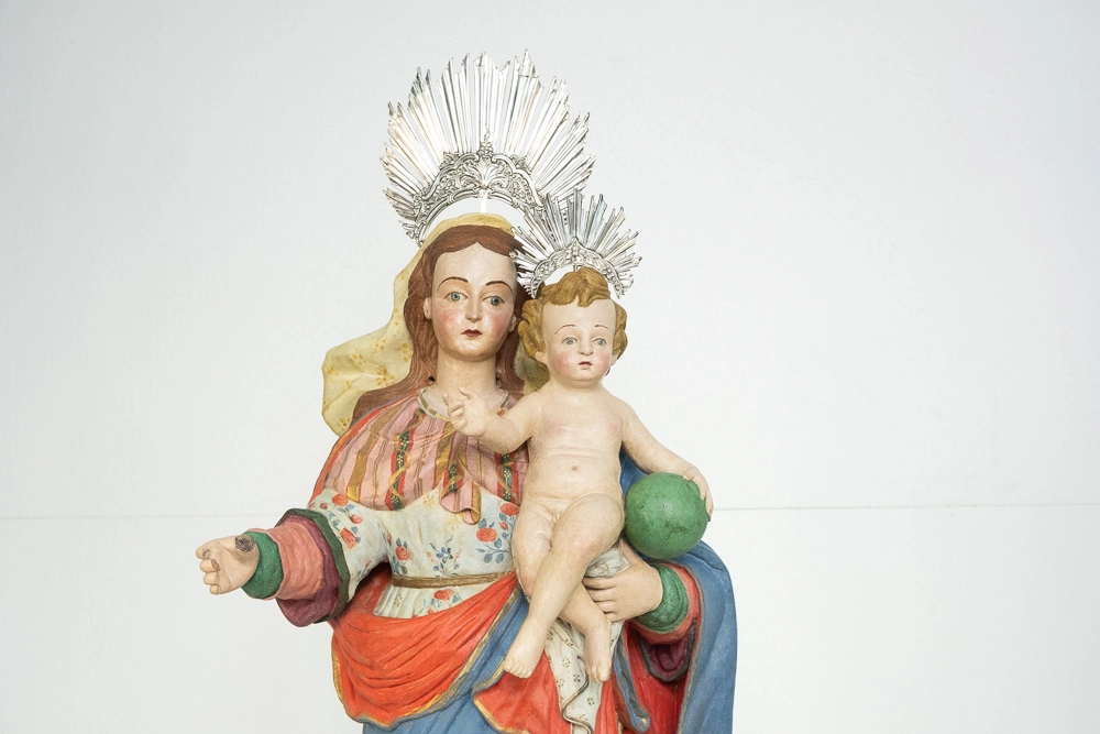 Imagem de destaque - Imagem tricentenária de Nossa Senhora da Luz dos Pinhais retorna ao Museu de Arte Sacra de Curitiba após restauro