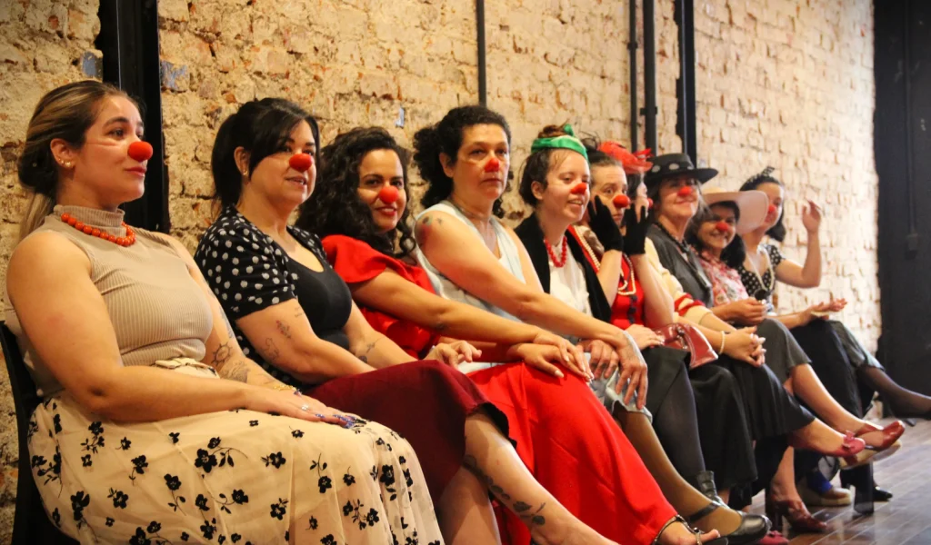 Imagem de destaque - ONG Nariz Solidário, premiada nacionalmente, abre inscrições para formação gratuita em palhaçaria hospitalar