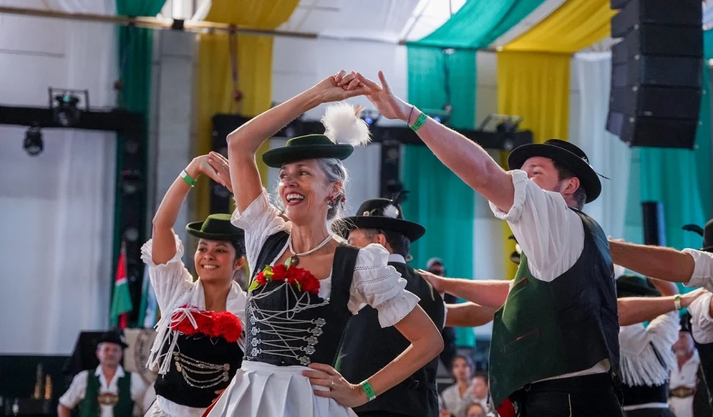 Imagem de destaque - Oktober Curitiba: maior celebração da cultura alemã no Paraná acontece neste final de semana, no Parque Barigui