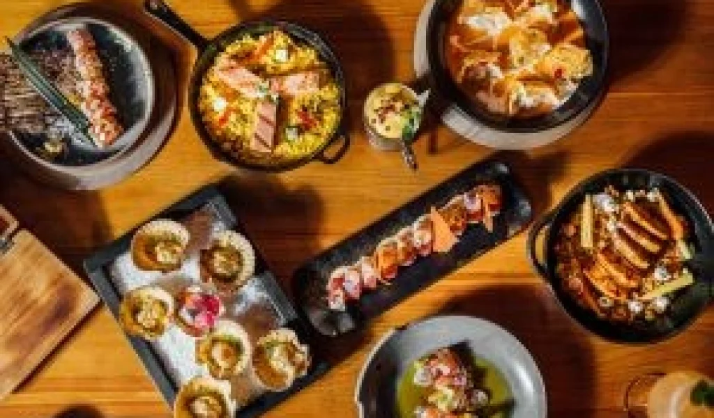 Imagem de destaque - Eleições 2024: Onde almoçar em Curitiba e região no dia do segundo turno