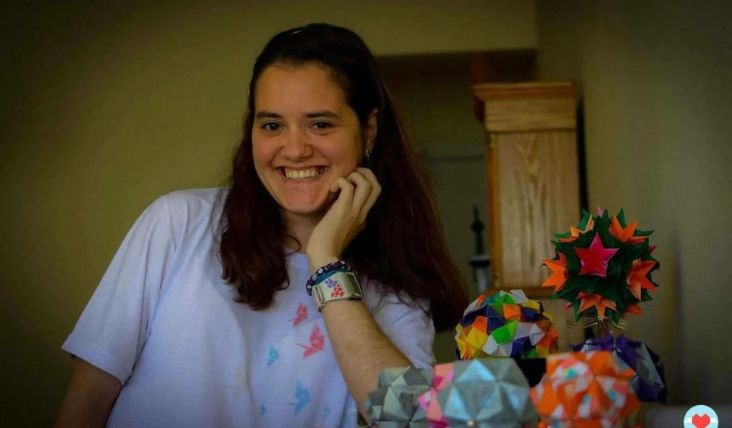Imagem de destaque - Origamista autista produz 4 mil tsurus para ação de transplantes no Paraná
