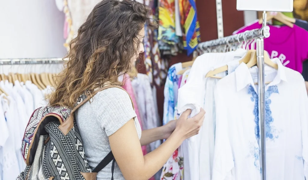 Imagem de destaque - Moda circular em Curitiba promove bazar solidário para custear tratamento de criança com mielomeningocele